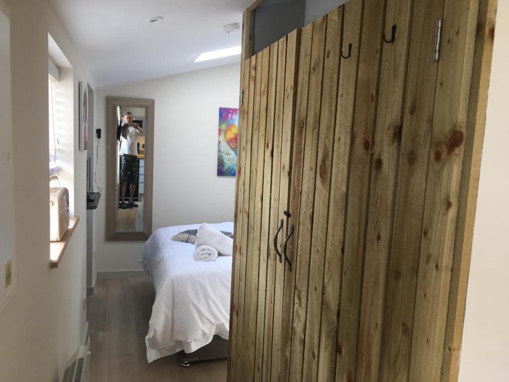 Russet Apartment Yate Ngoại thất bức ảnh